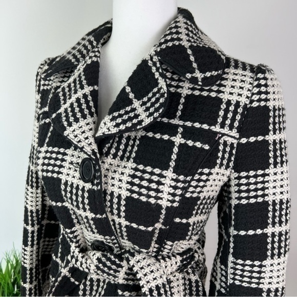 Me Jane Textured Plaid Belted jacket Black White Buttons size small - Picture 3 of 10